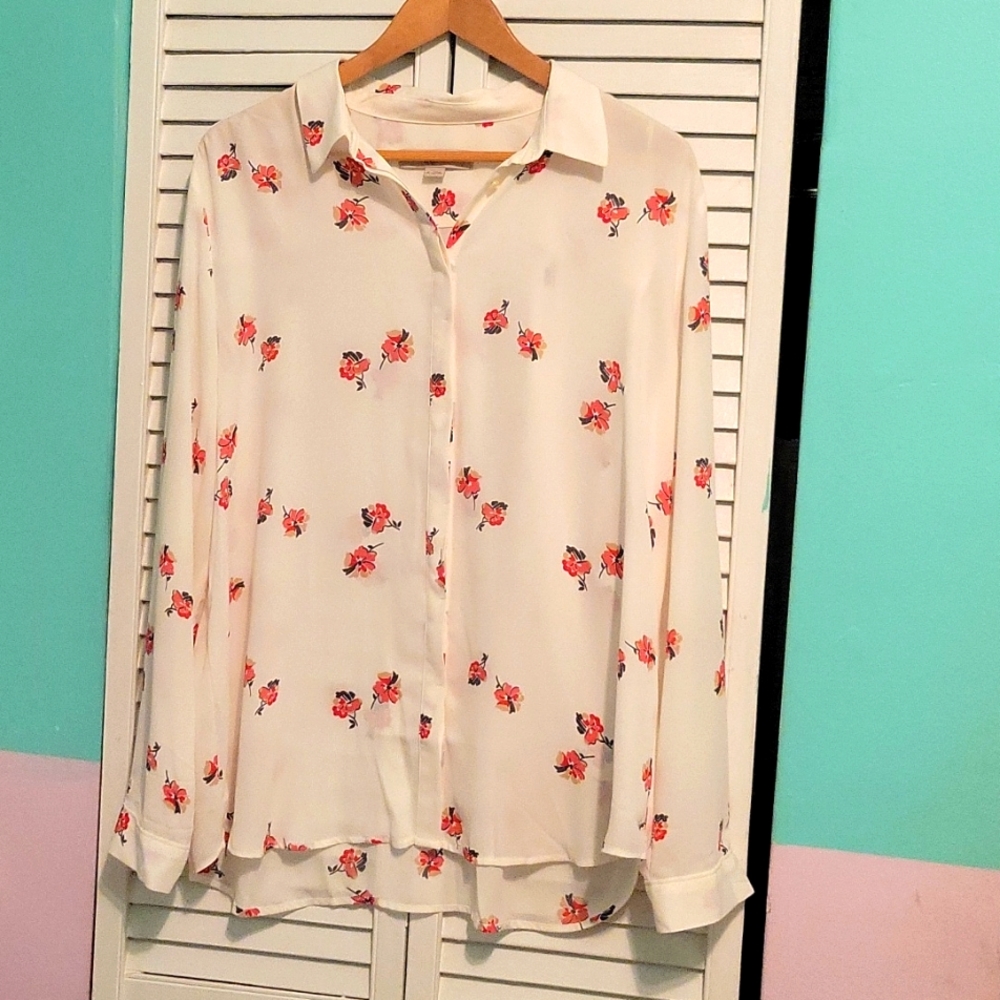 Loft polyester floral button-up Blouse.